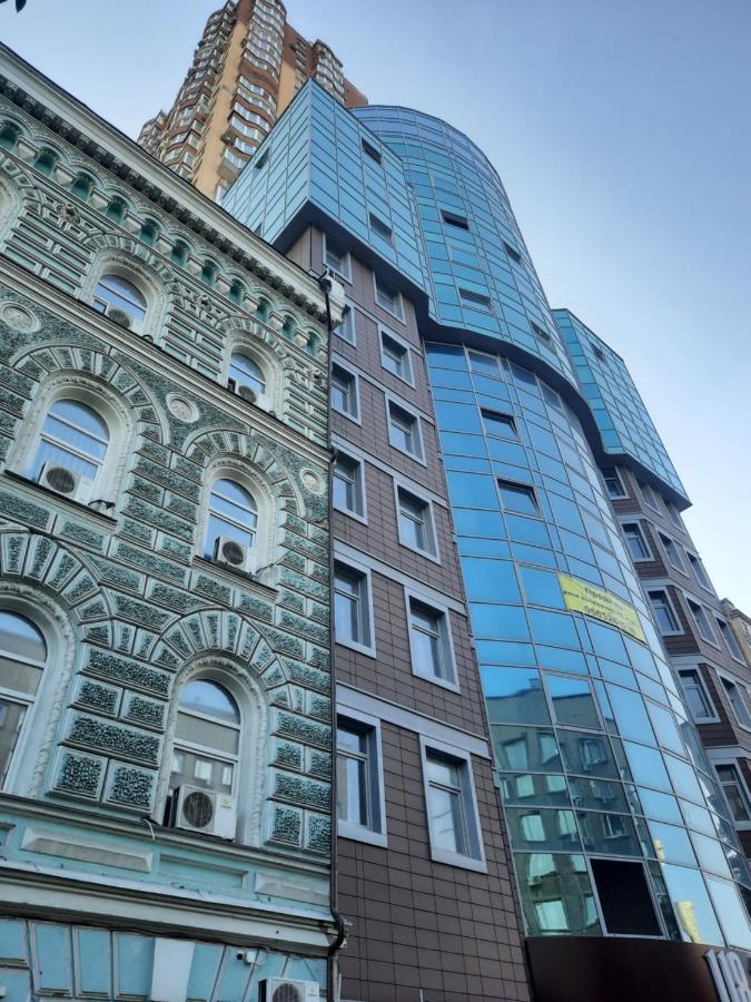 Прекрасная Комфортная Квартира В Центре Киева Рядом С Жд Вокзалом Метро Вокзальная И Университет Ngoại thất bức ảnh